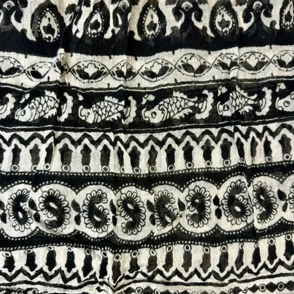 Cotton black and white full skirt all over pattern gauzy womens XL India Boho - Picture 7 of 10